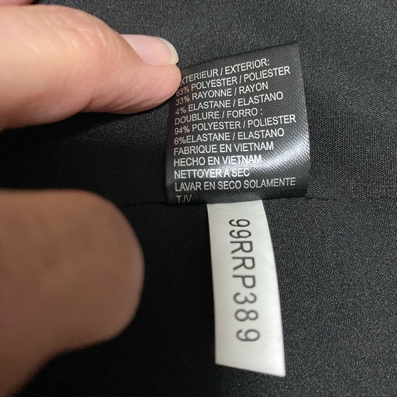 Tahari Arthur S Levine 16 Petite Women’s Black Suit Coat Blazer, Silver Buttons. - Picture 8 of 11